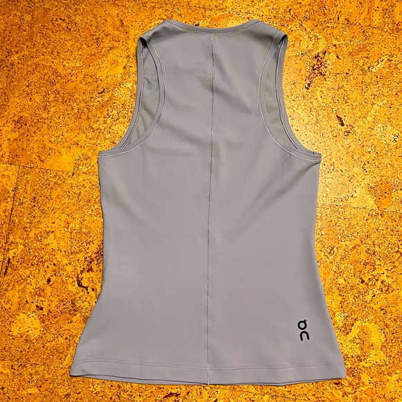 On Running Movement Tank Top In Zinc Sz S - Picture 9 of 13